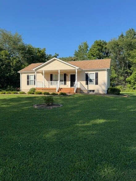Building Photo - 10457 Hughes Ln
