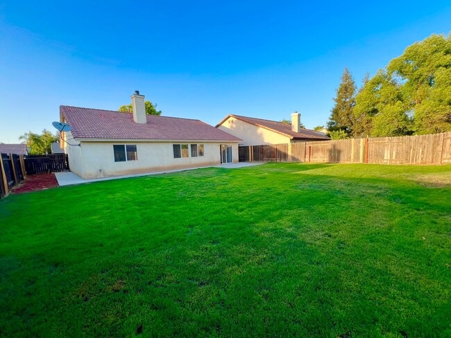 Building Photo - 11815 Mantova Ave