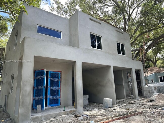 Building Photo - 53 NE 60th St