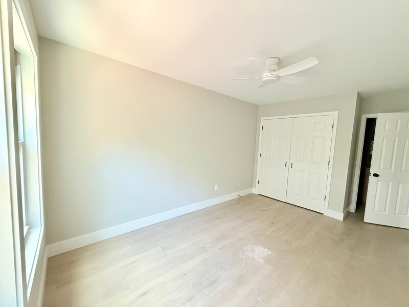 Building Photo - 159 Brad St