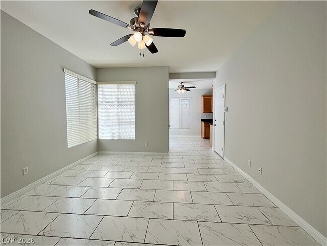 Building Photo - 1627 Bamboo Rain Ave