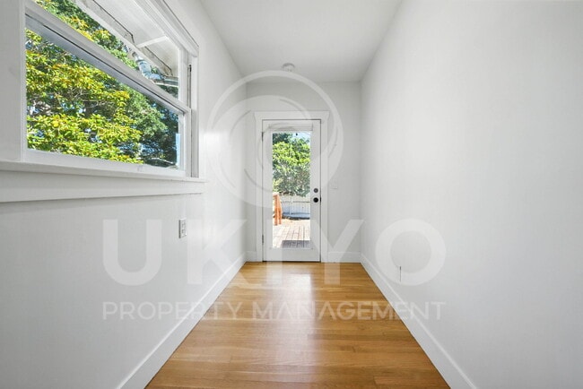 Building Photo - 4212 Arroyuelo Ave