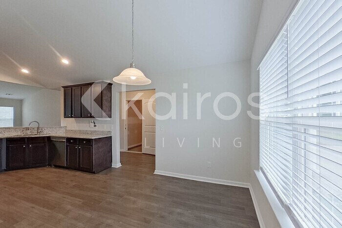 Building Photo - 108 St Phillip Wy