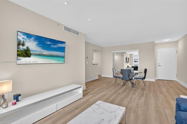 Building Photo - 3001 S Ocean Dr