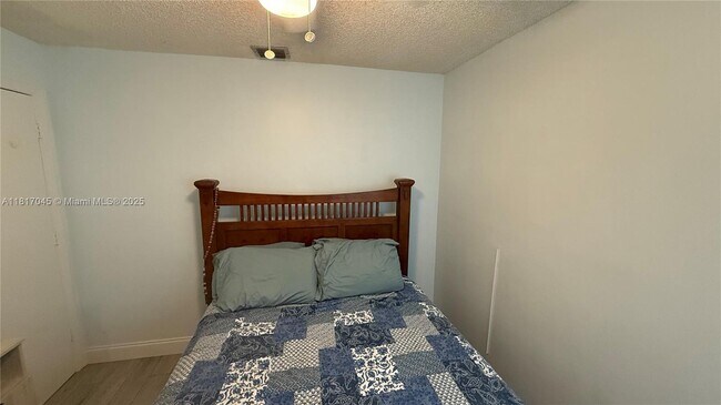 Building Photo - 1116 NW 50th Dr