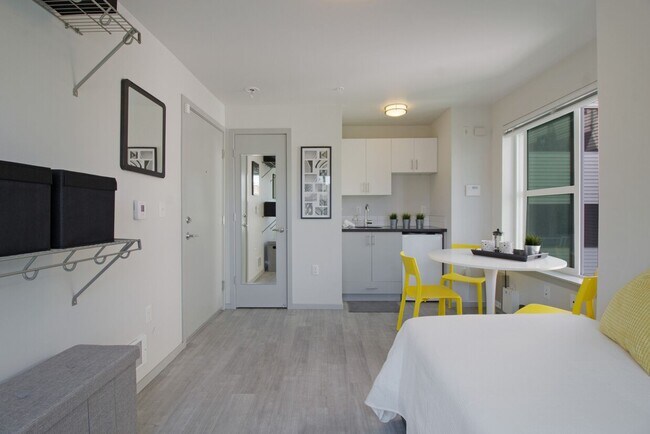 Interior Photo - Alcove West Seattle