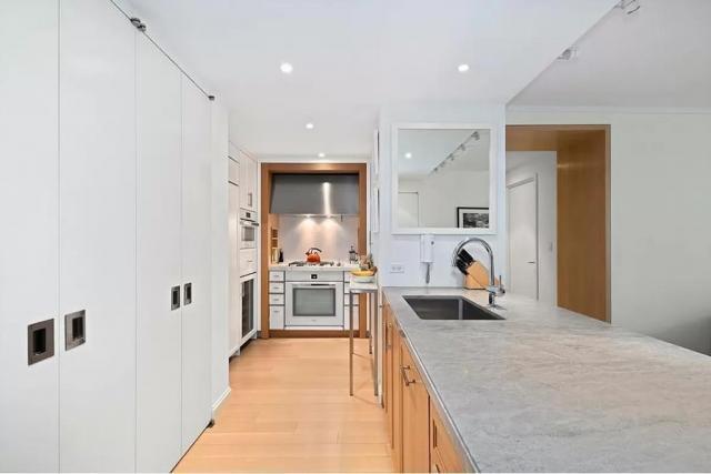 Building Photo - 2 bedroom in New York NY 10282