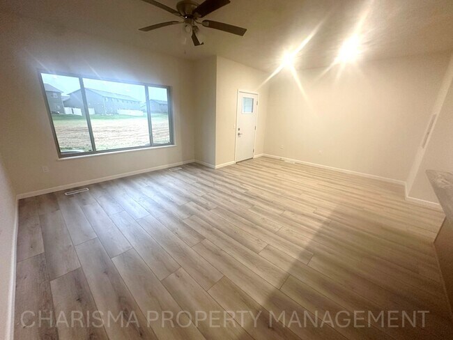 Building Photo - 9300 W 32nd St