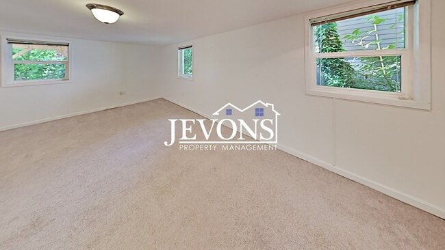 Building Photo - Beautiful two-story home in a walkable area near dining, shopping, entertainment and schools!