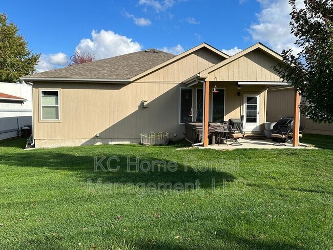 Building Photo - 2807 NE Sonora Valley Dr