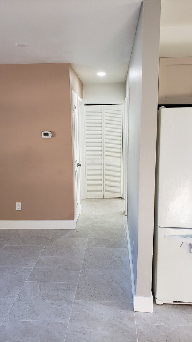 Building Photo - 651 16th St NW