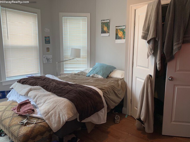 Building Photo - 38 Crescent Ave