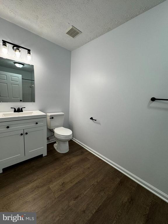 Building Photo - 6413 Weatherby Ct