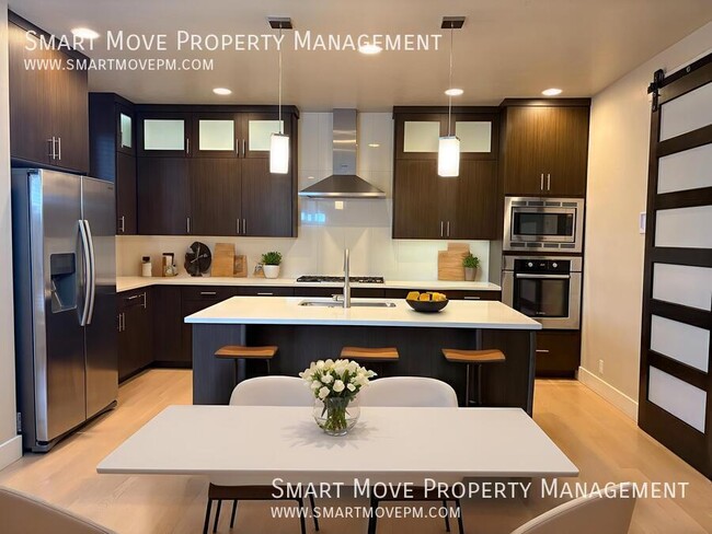 Building Photo - 2929 E Heartleaf Ln