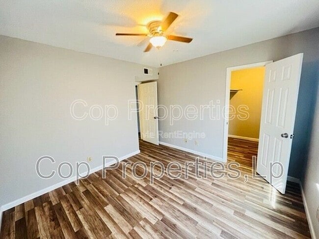 Building Photo - 1819 Babcock Rd