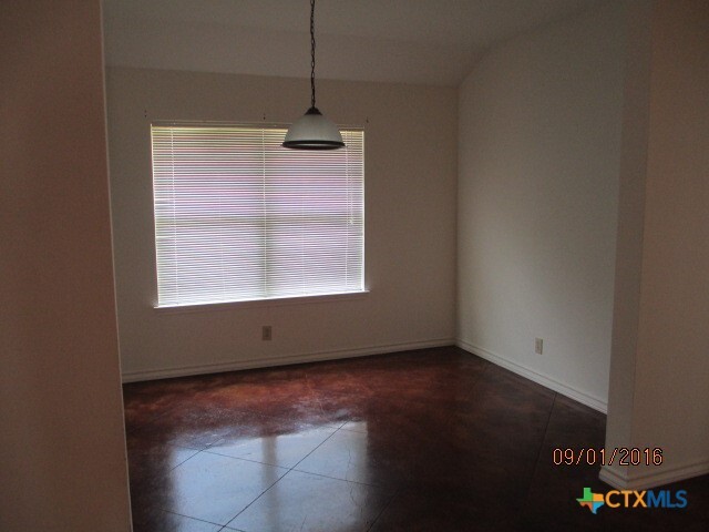 Building Photo - 125 Gemini Ct