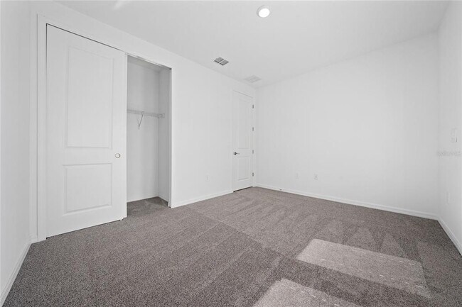 Building Photo - 5148 Goldfinch Dr