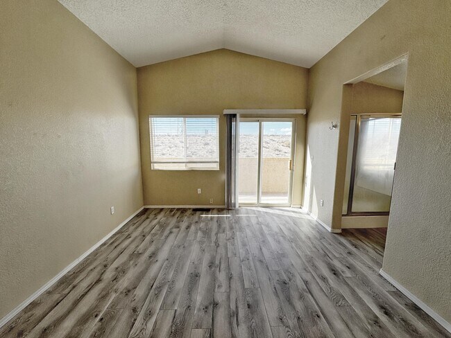 Building Photo - 1131 Pacaya Dr NW