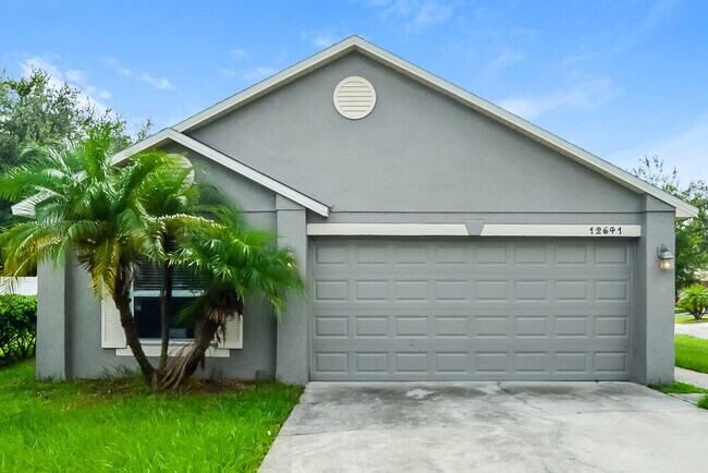 Building Photo - 12641 Parkbury Dr