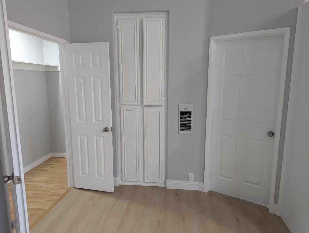 extra living room storage - 327 E Palomar St