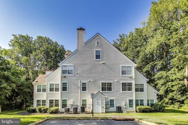 Building Photo - 918 Westhaven Dr