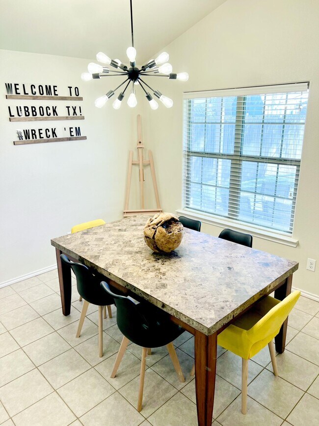 Building Photo - 5725 110th St