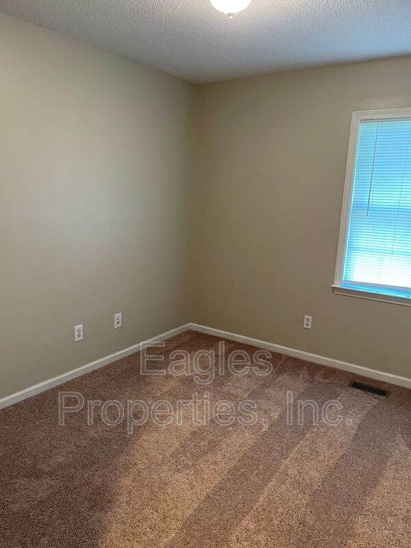 Building Photo - 104 Jordan Bluff Pl