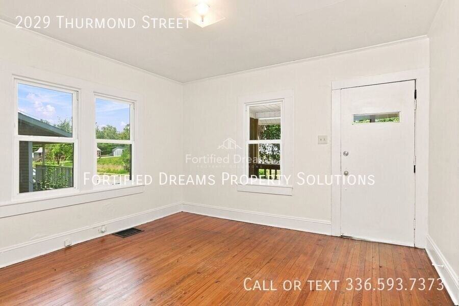 Building Photo - 2029 Thurmond St