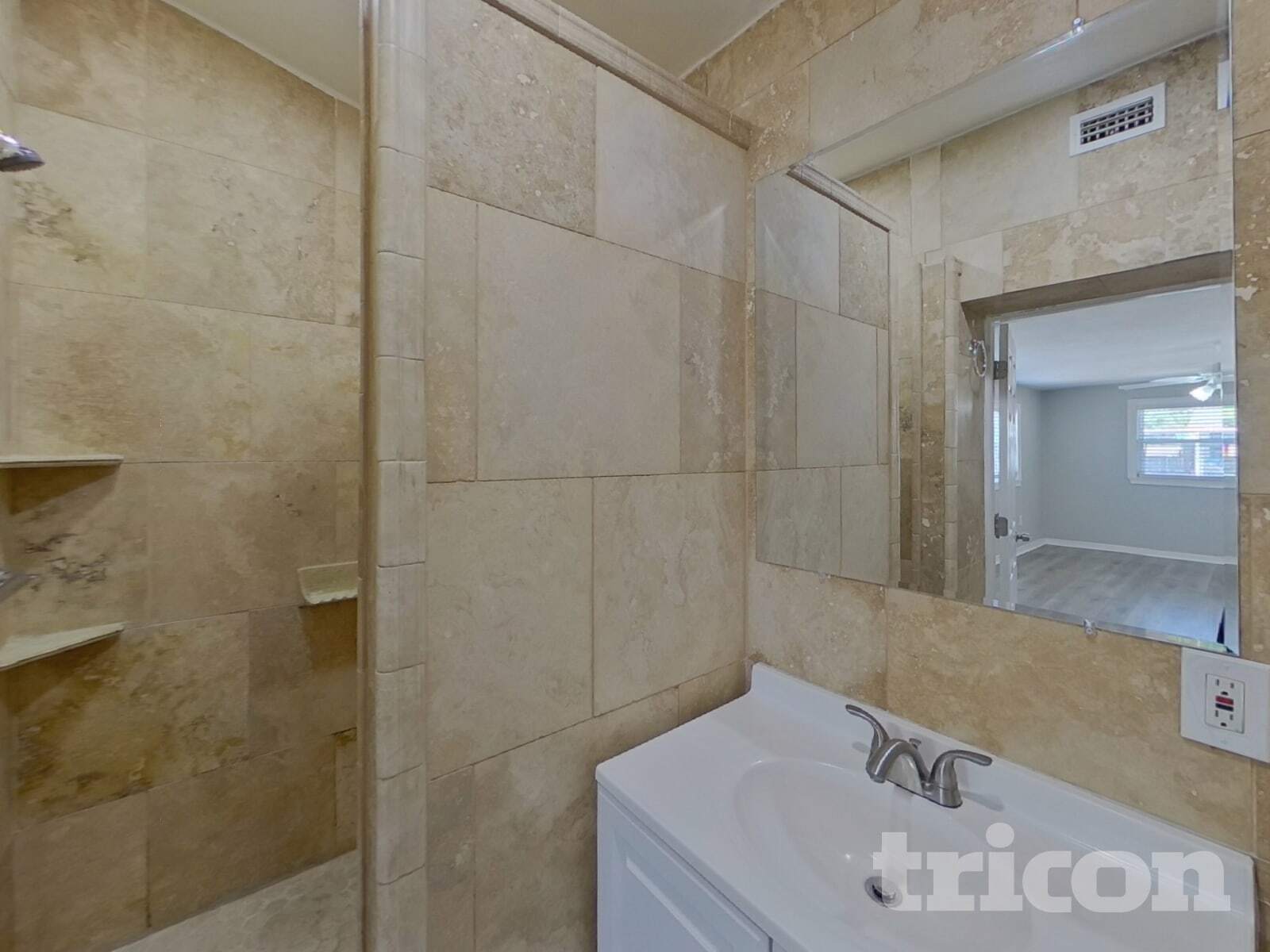 Building Photo - 3210 W Tyson Ave