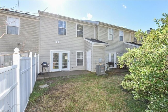 Building Photo - 1531 Creek Ct