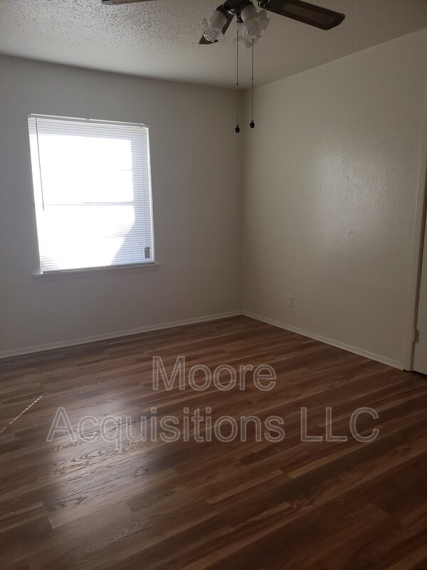 Building Photo - 1439 S Rusk St