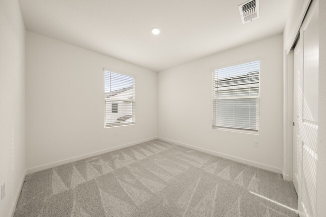 Building Photo - Brand new 3 bedroom, 3 bathroom home in Li...