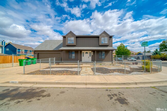 Building Photo - 2977 Pinebrook Dr