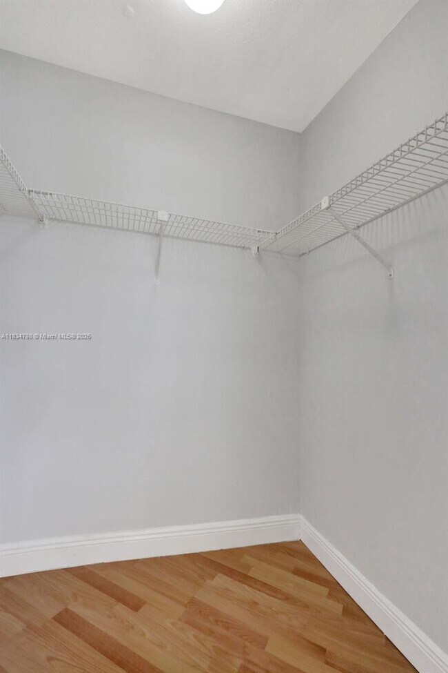 Building Photo - 10755 SW 108th Ave