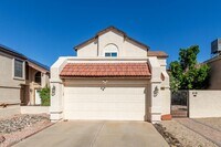 Building Photo - 518 E Kerry Ln