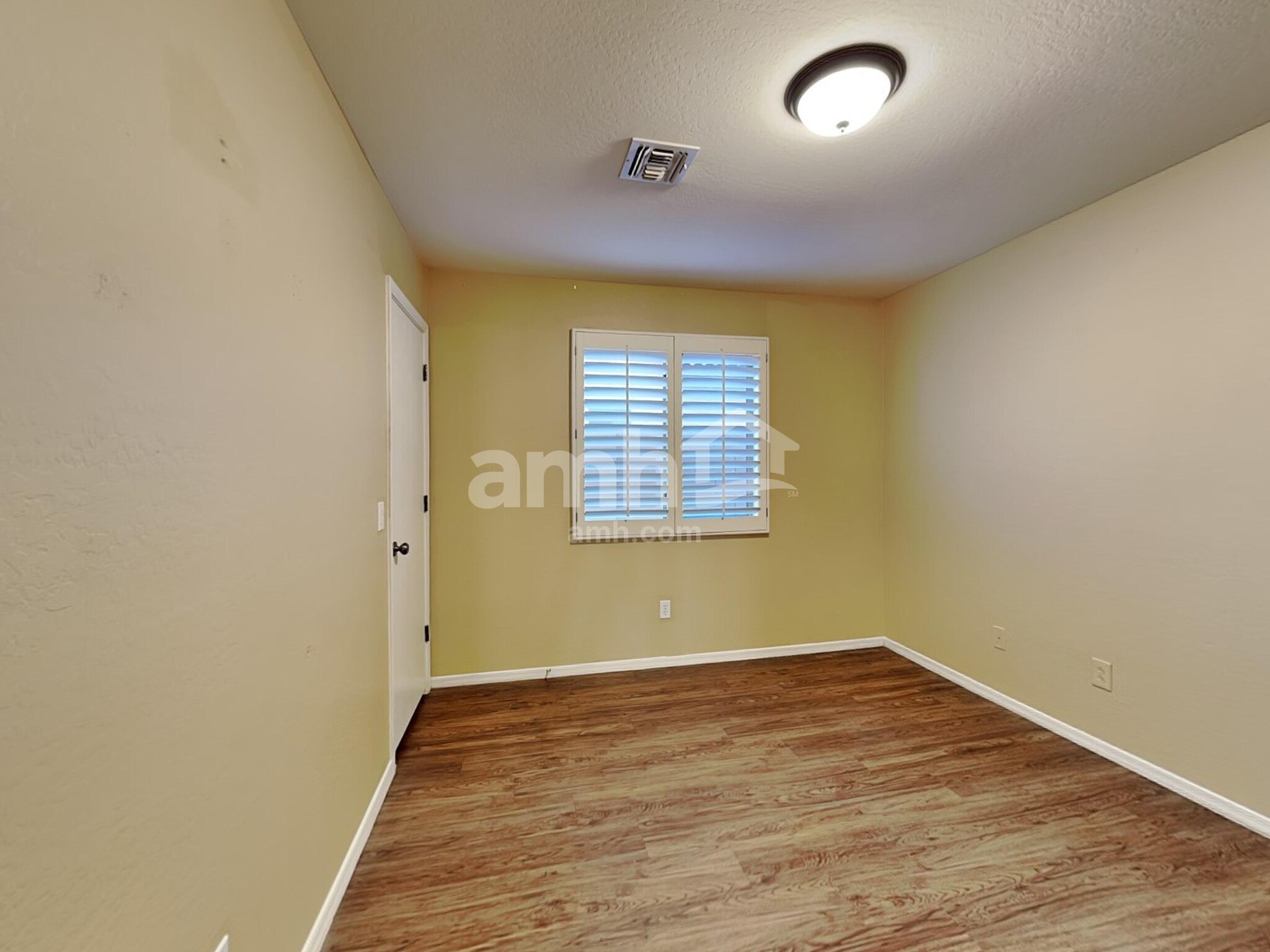 Building Photo - 10143 W Preston Ln