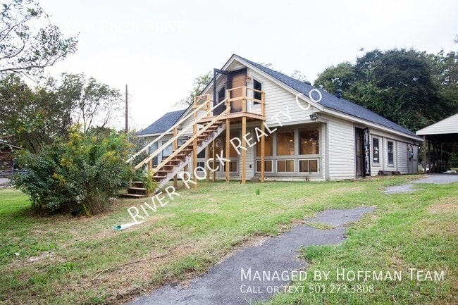 Building Photo - 13118 Old River Dr