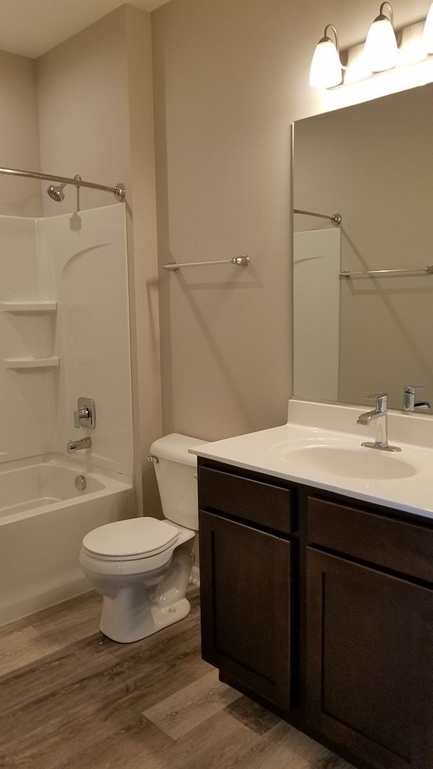 Building Photo - Emery Oak-2Br/2Ba Rental Home-First Floor