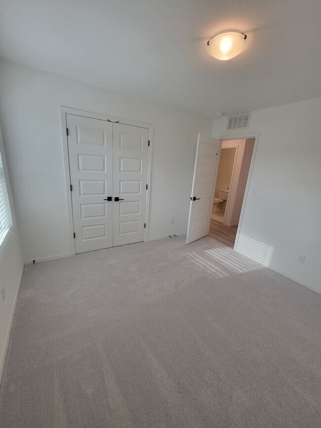 Building Photo - Stunning New Construction Simmons Home - 5 Bed 3 Bath - Pond View!