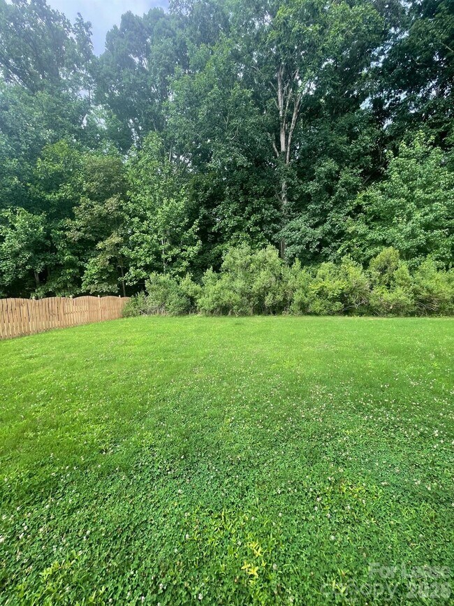 Building Photo - 13606 Delstone Dr