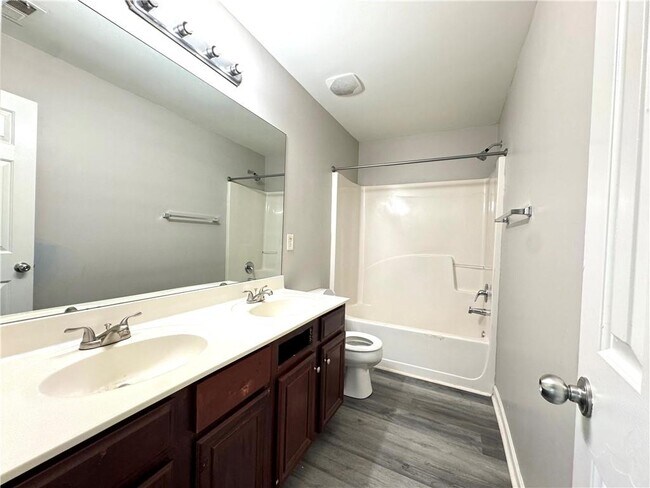 Building Photo - 4465 Ambassador Way