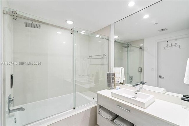 Building Photo - 55 SW 9th St