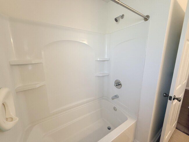 Building Photo - 436 Bostwick Cir