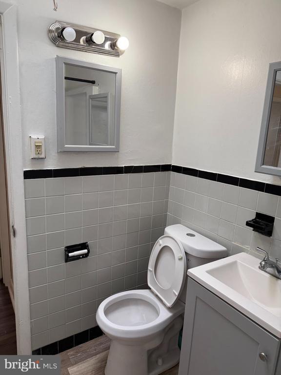 Building Photo - 7122 Clinton Rd