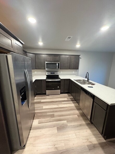 Building Photo - 601 Copperfield Dr