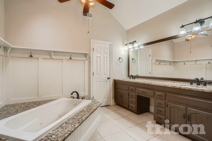 Building Photo - 2360 Kimbrough Ct