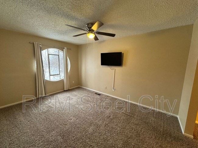 Building Photo - 118 Scotland Rd