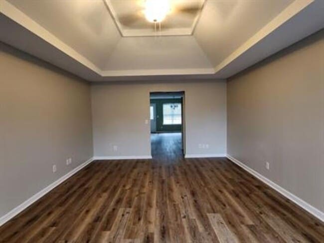 Building Photo - 404 Dunmurry Pl