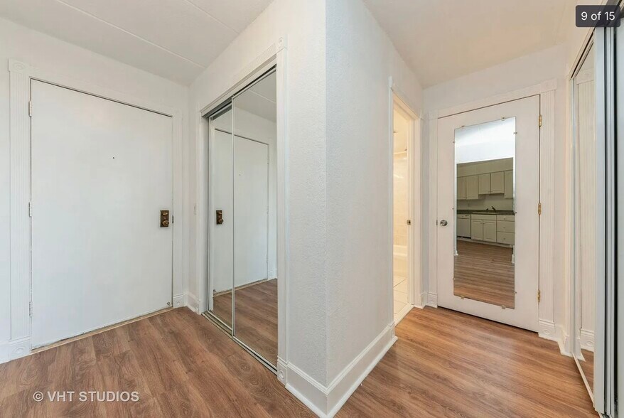 Building Photo - 1 Renaissance Pl
