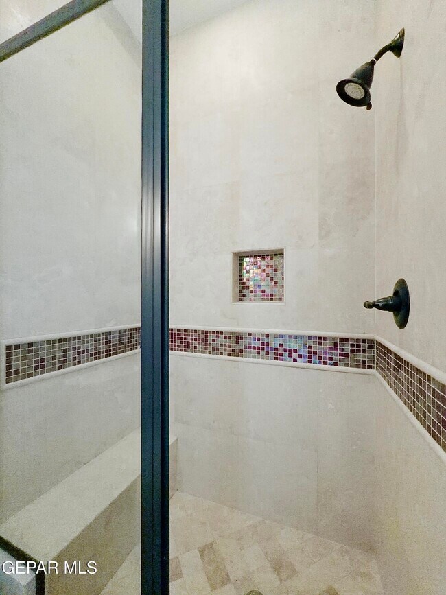 Building Photo - 444 San Clemente Dr